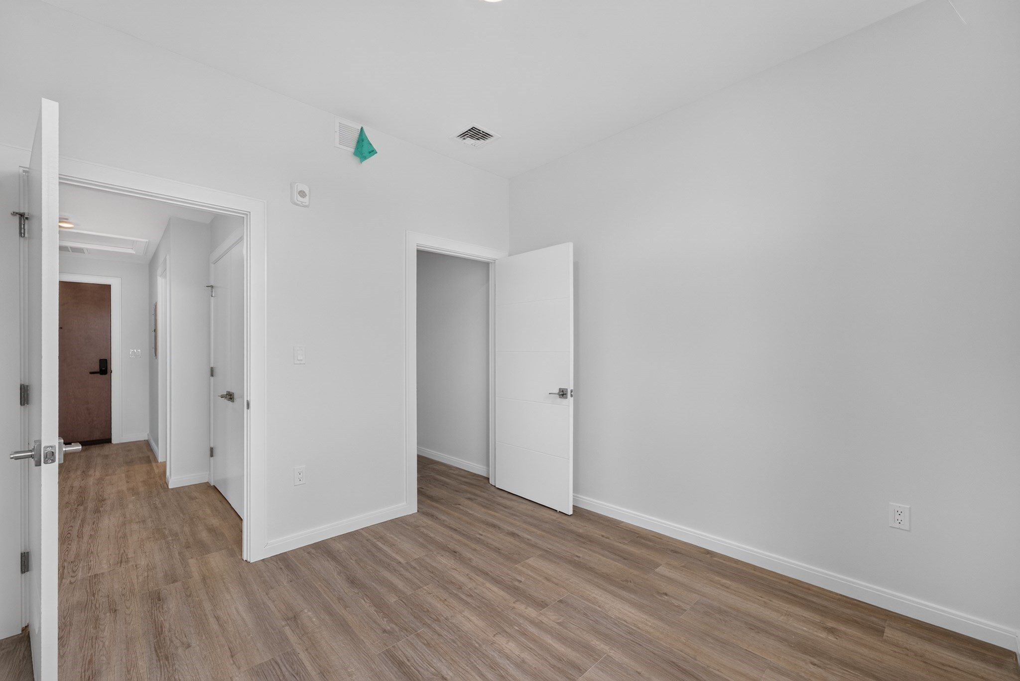 13 Warwick St # 302 Property Photo 31