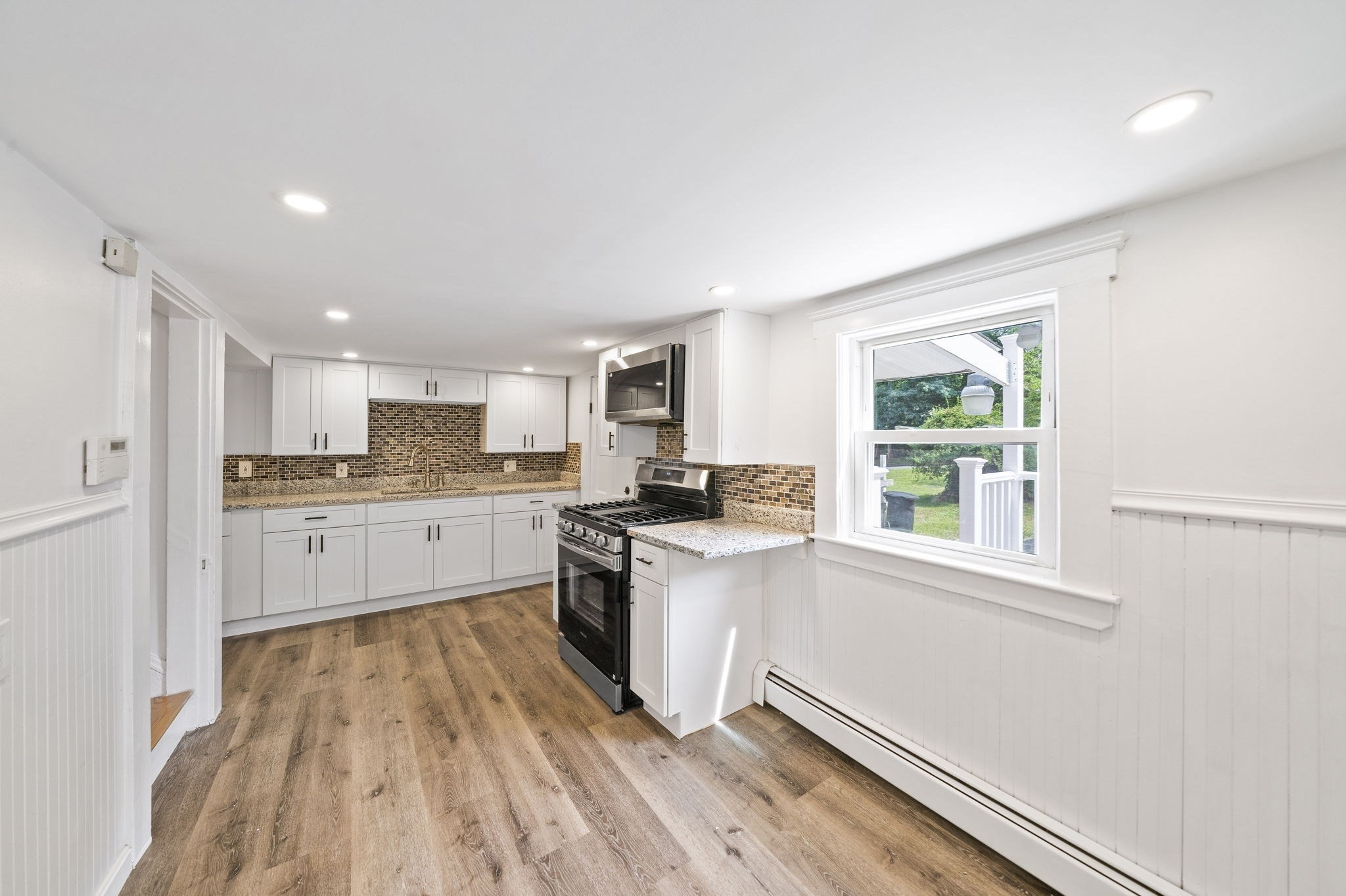 91 Lafayette Street Property Photo 10