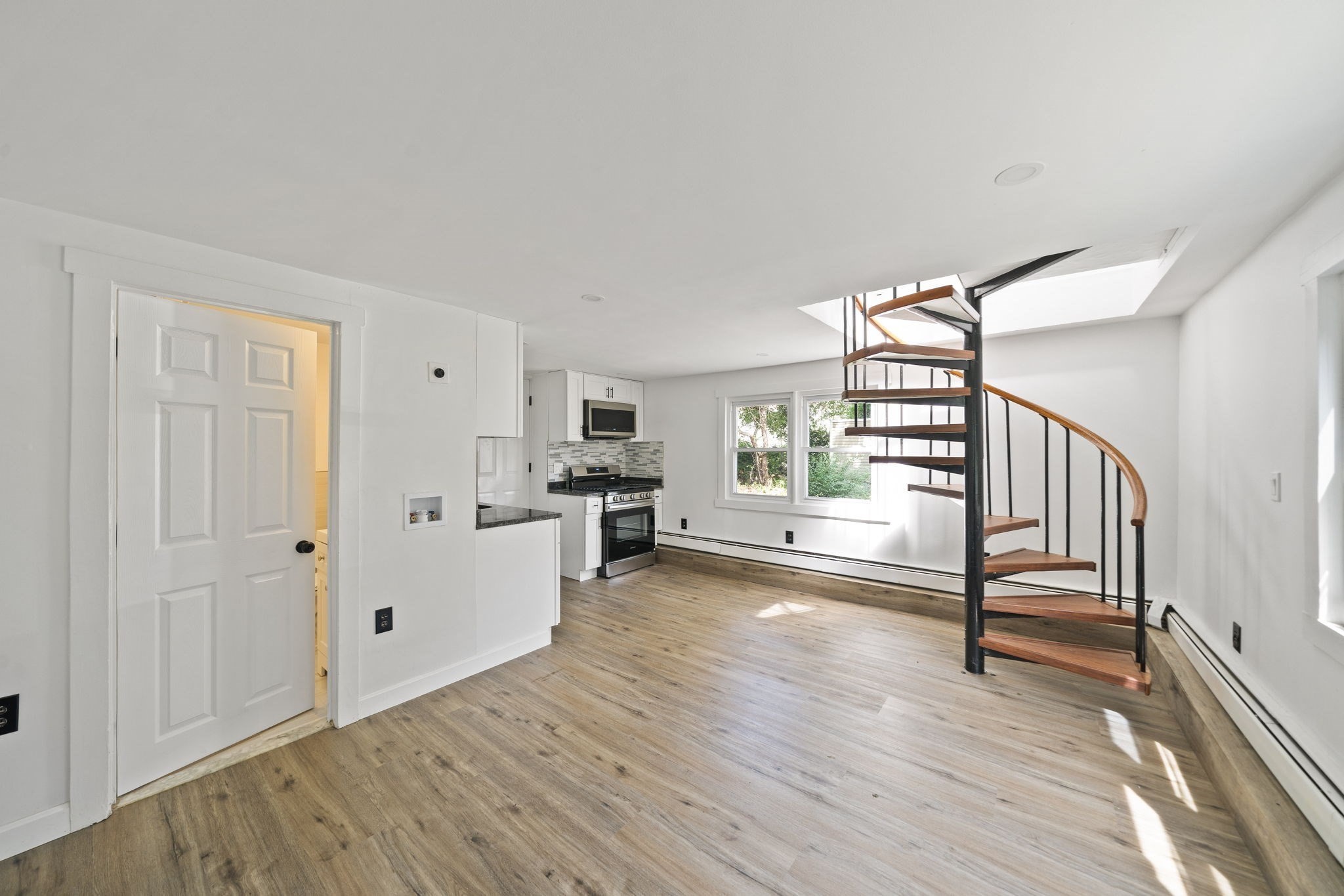 91 Lafayette Street Property Photo 22