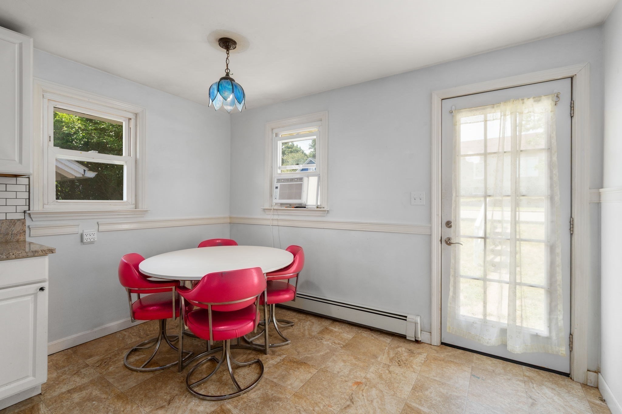 128 Clark St Property Photo 9