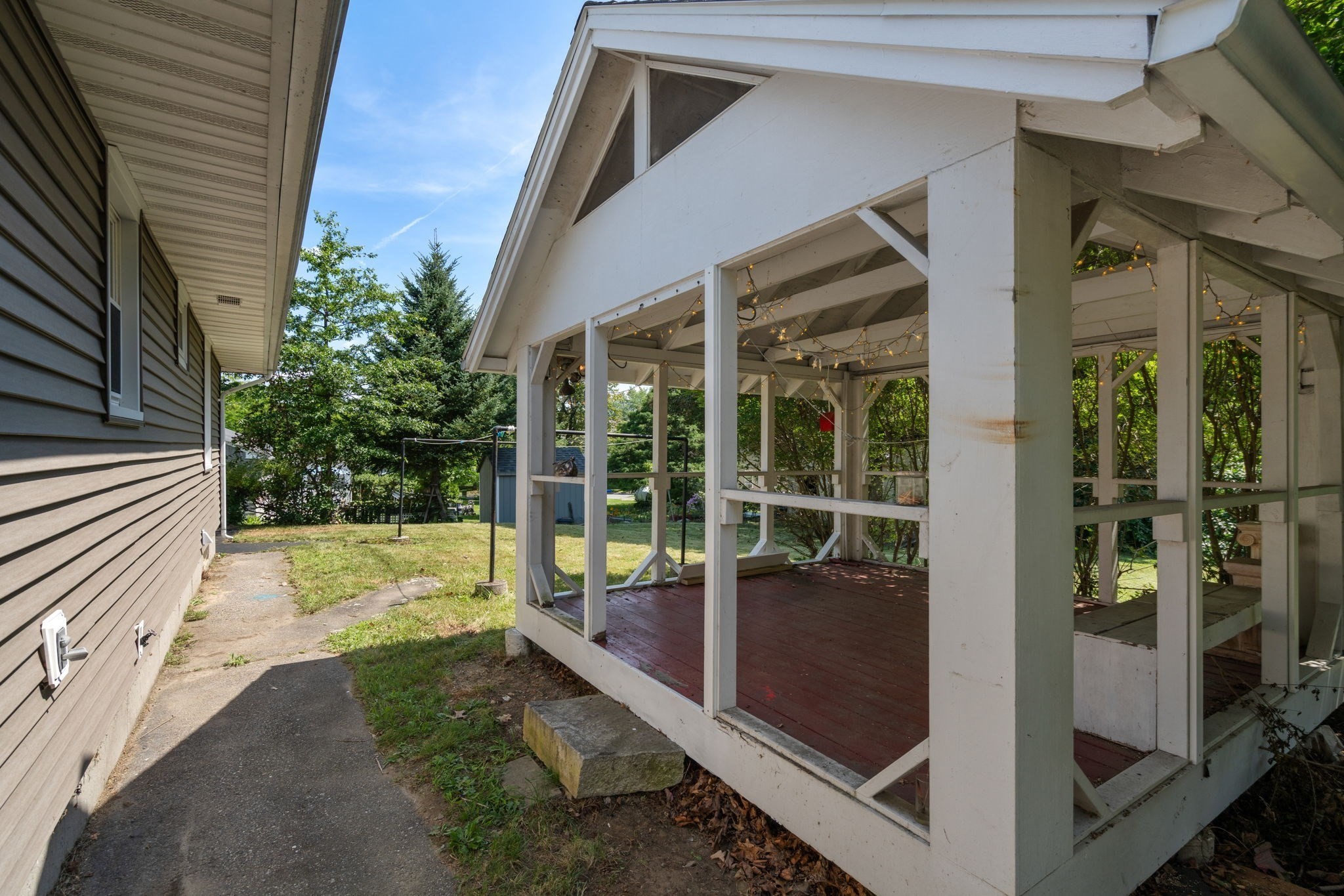 128 Clark St Property Photo 24