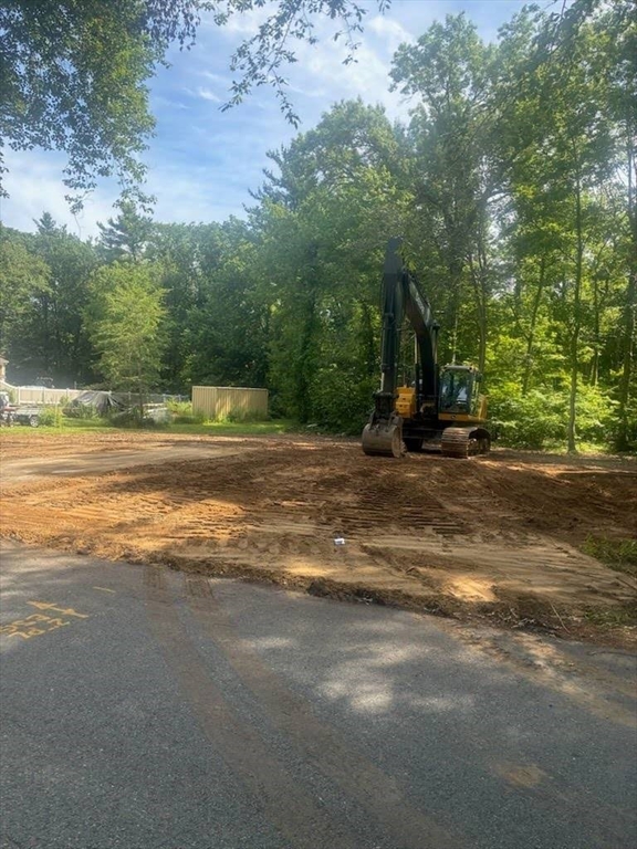 162 Pine Street Property Photo 2