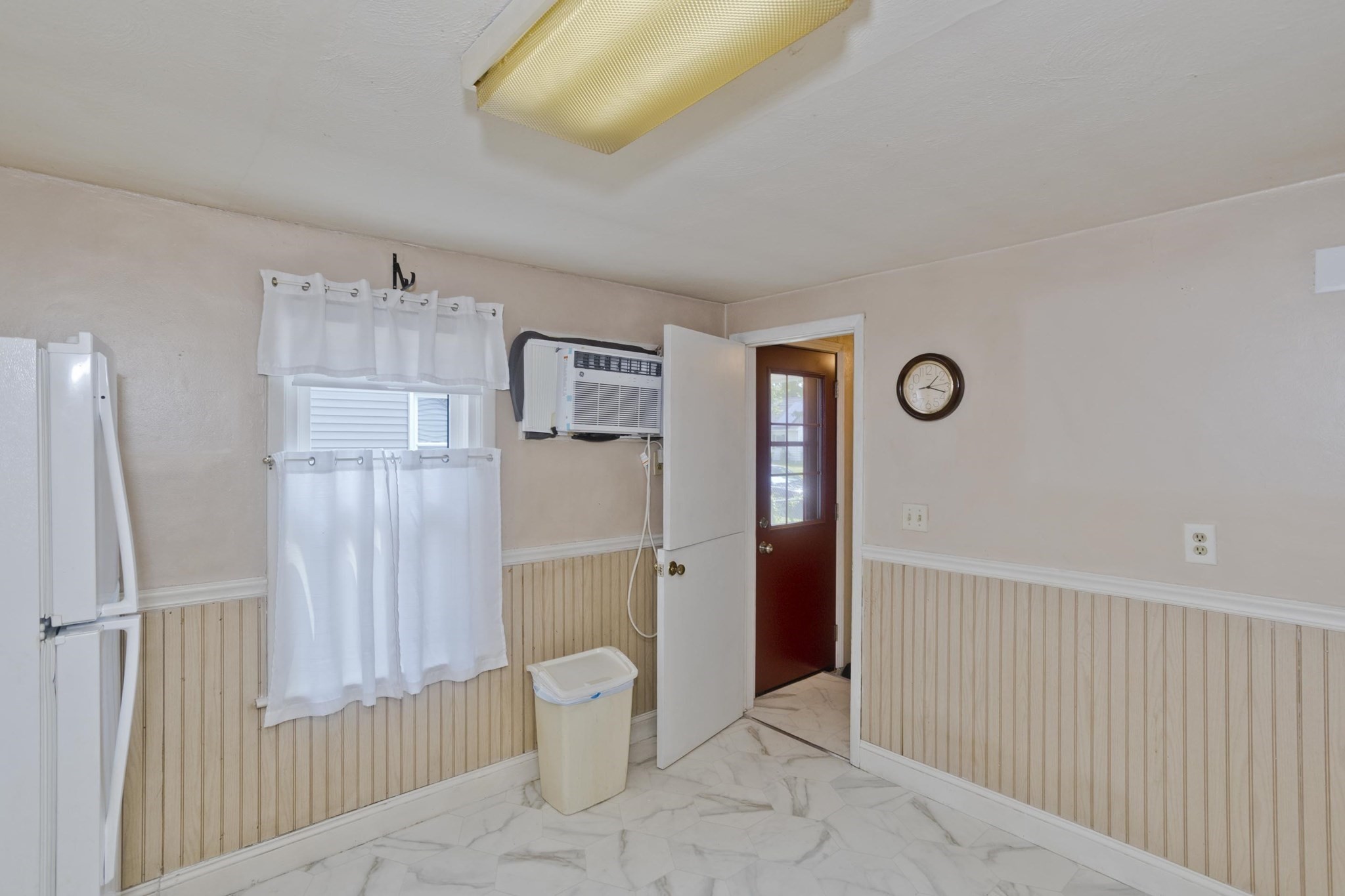 135 Prentice Property Photo 11