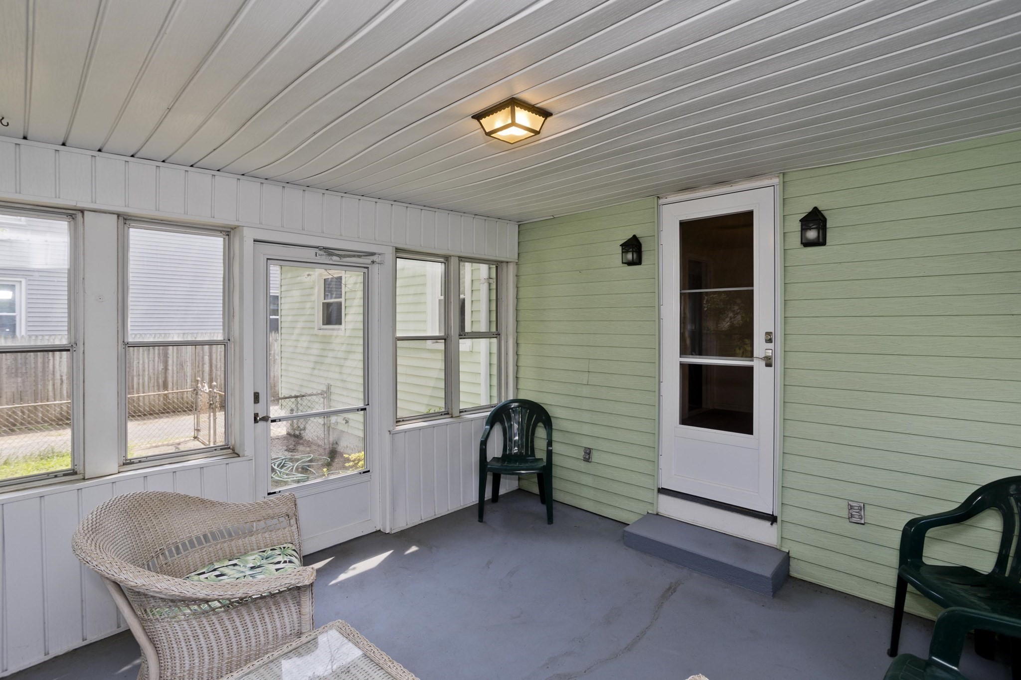135 Prentice Property Photo 23
