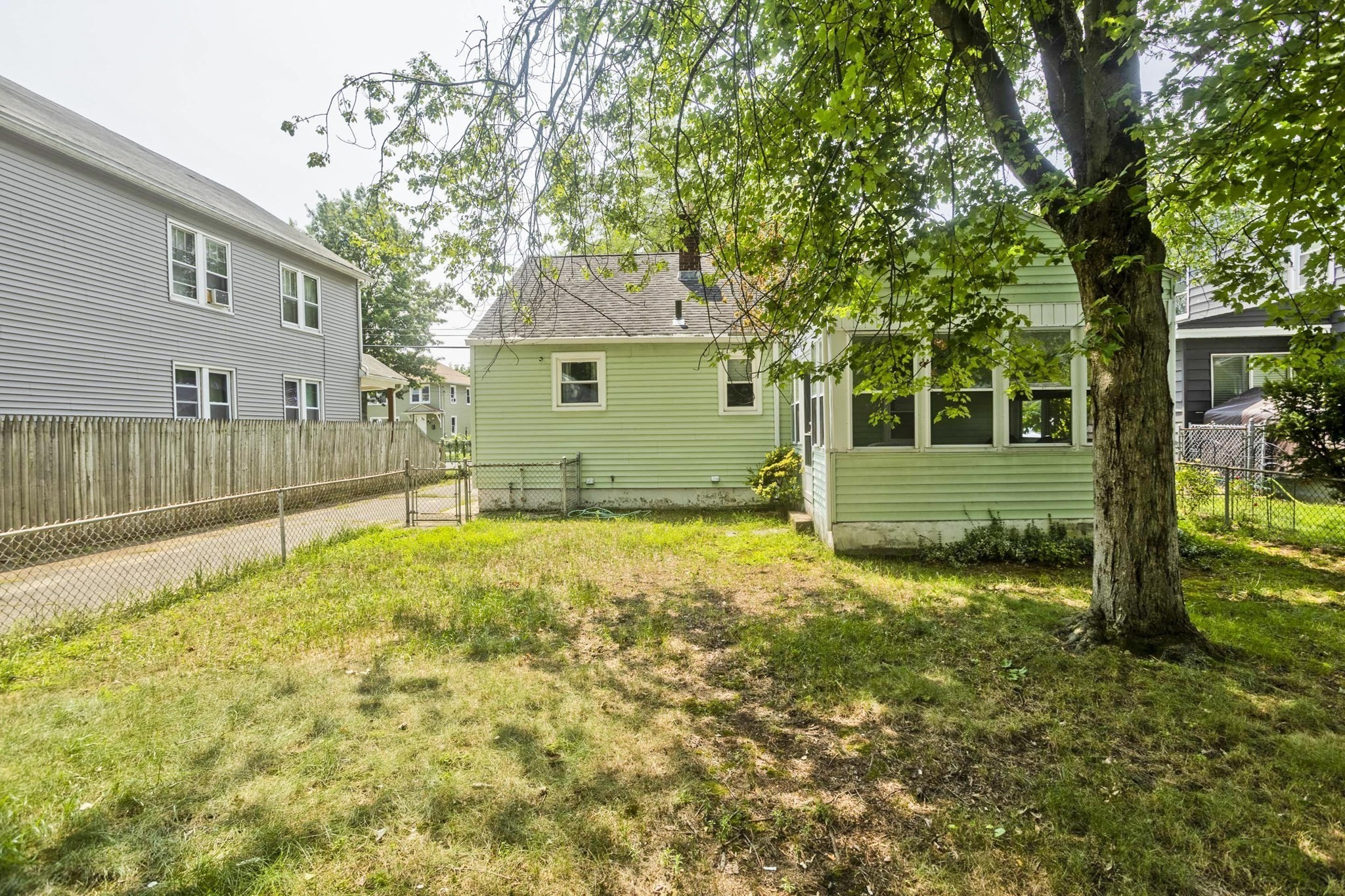 135 Prentice Property Photo 33