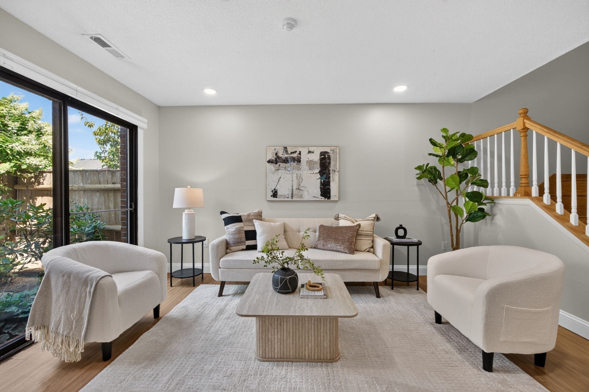 56 Laurelwood Dr # 56 Property Photo 1