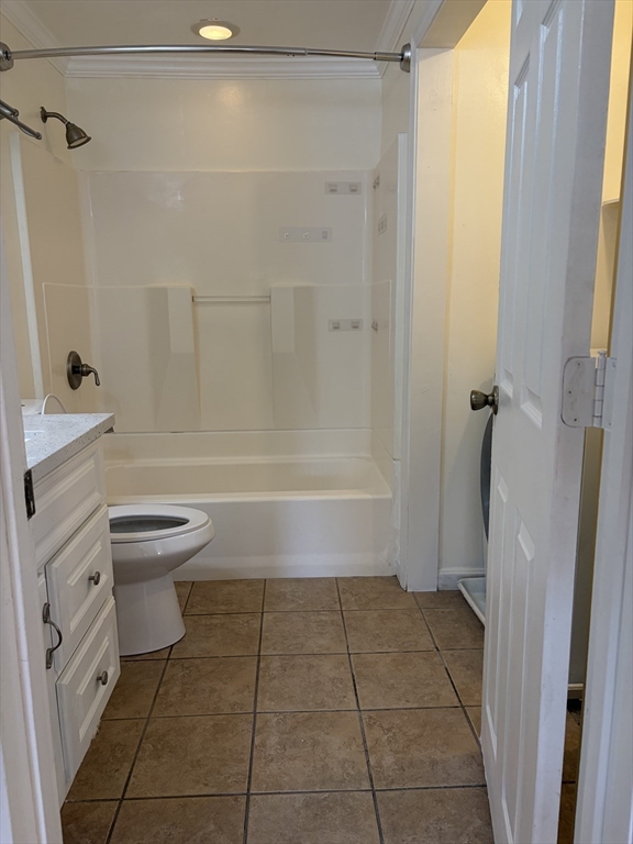 15 Longworth Ave # 223 Property Photo 6