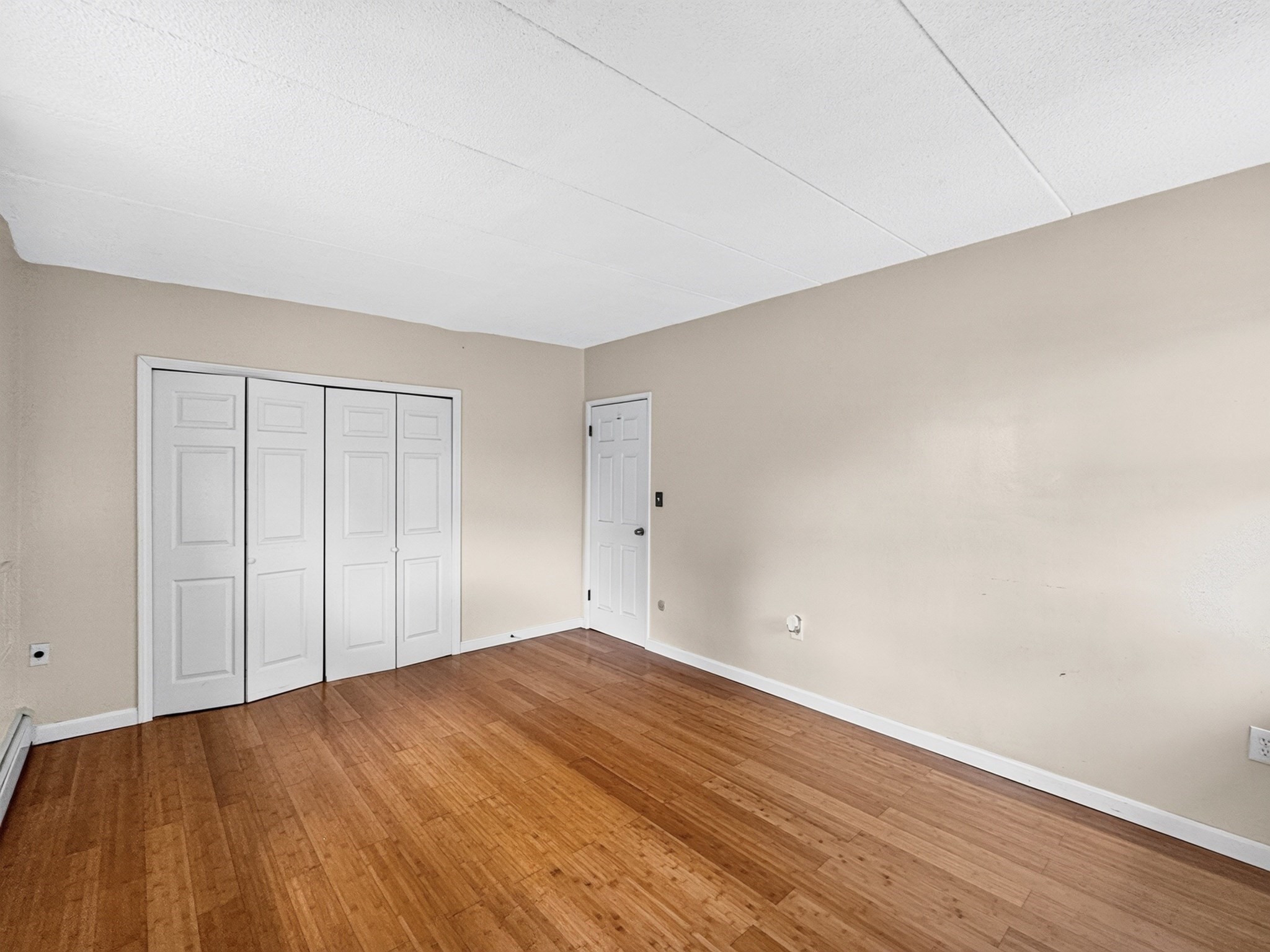 20 Skyline Dr # 11 Property Photo 10