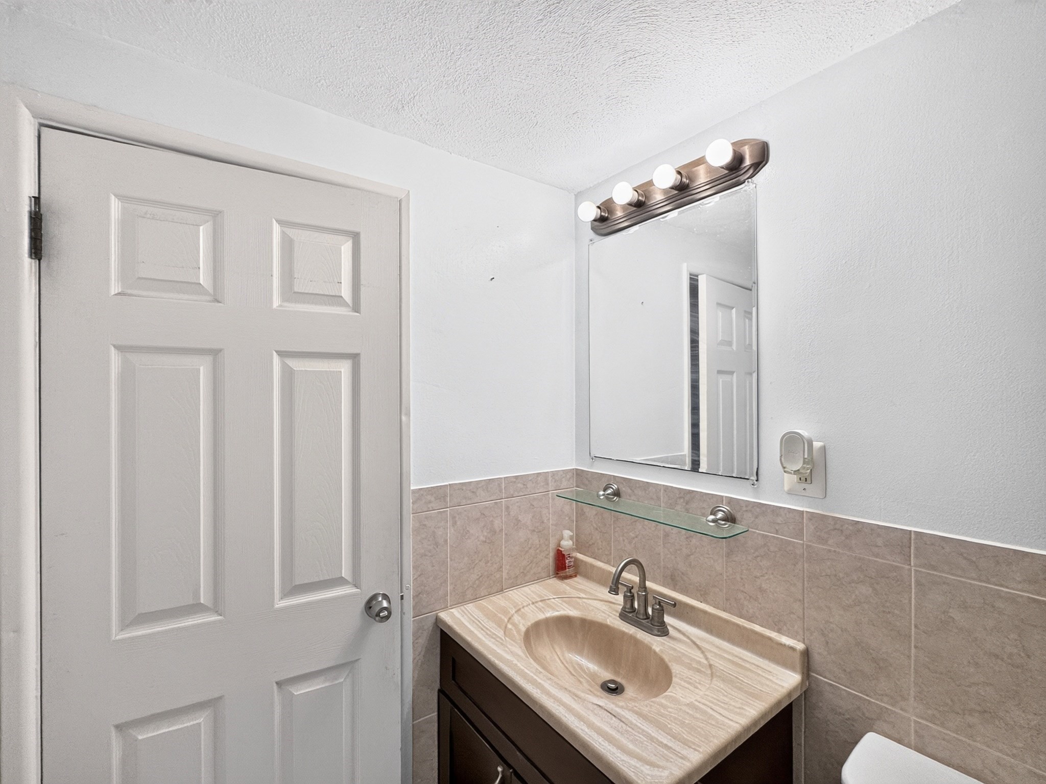20 Skyline Dr # 11 Property Photo 18