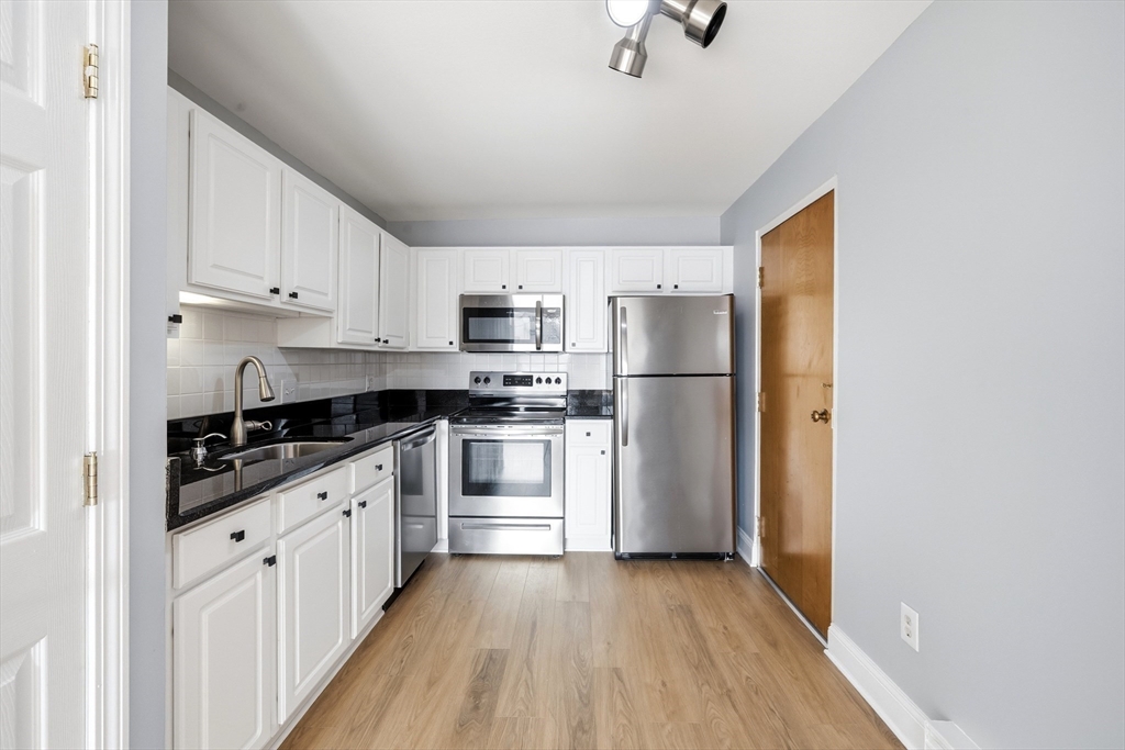 326 Broadway # 9 Property Photo 3