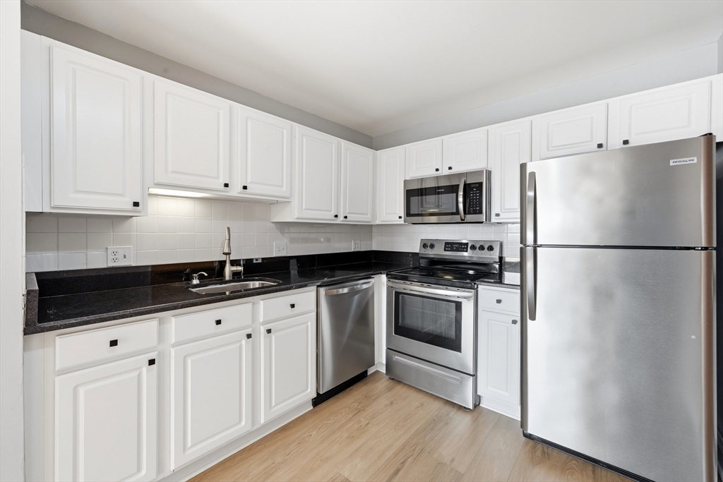 326 Broadway # 9 Property Photo 4