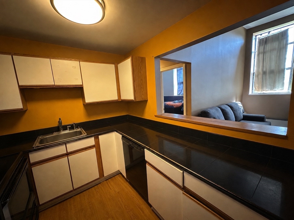 90 Mckinstry # 106 Property Photo 3