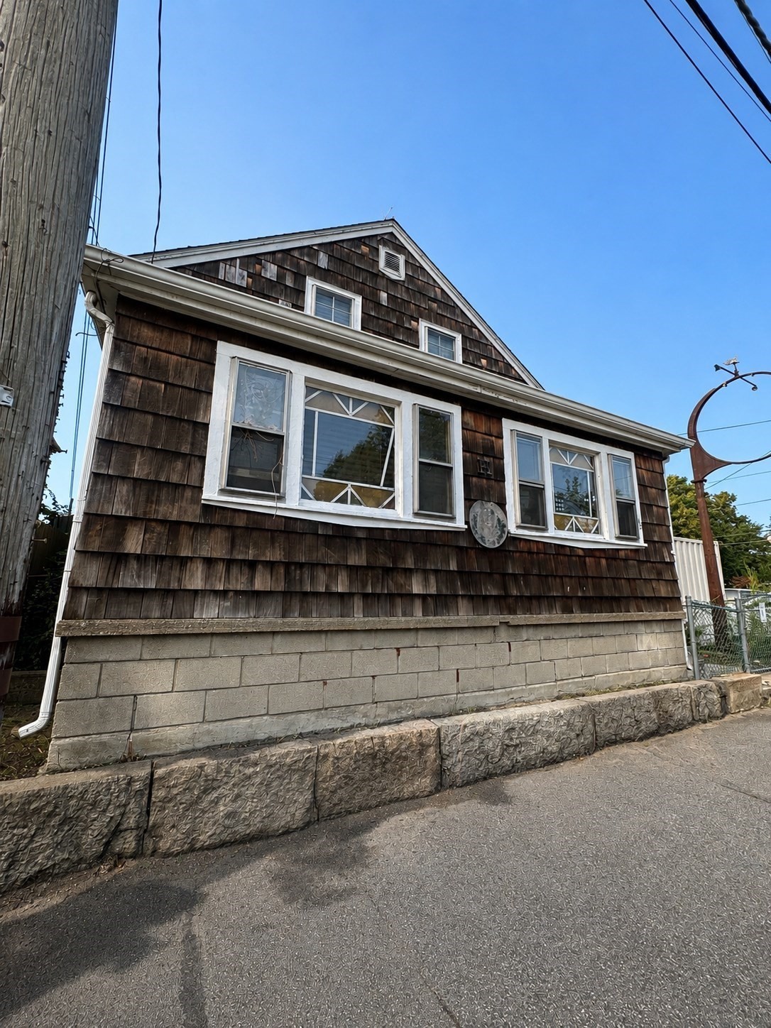 45 Durfee St Property Photo 1