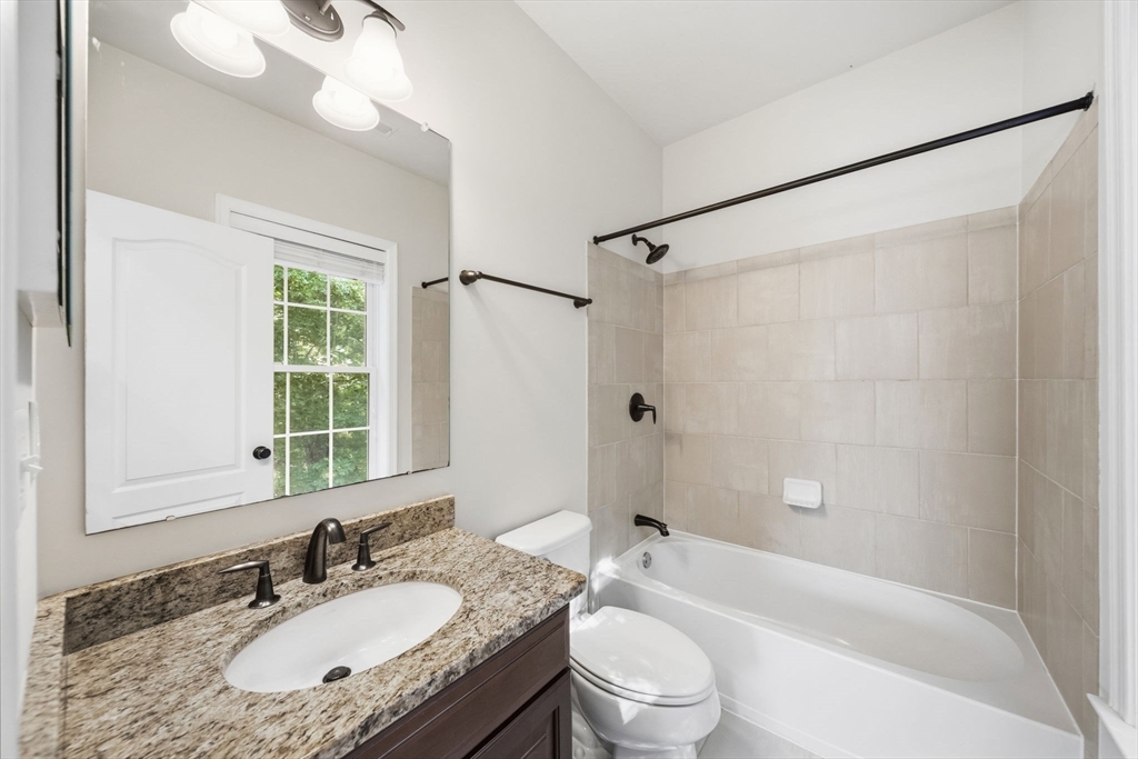 208 Mohawk Path Property Photo 24