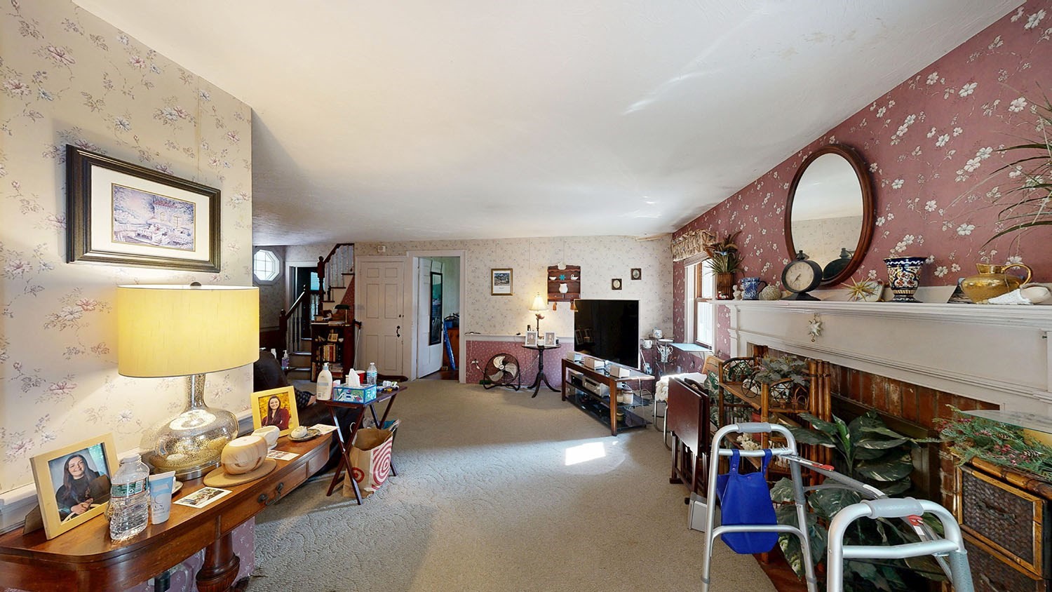 18 North Ave Property Photo 3