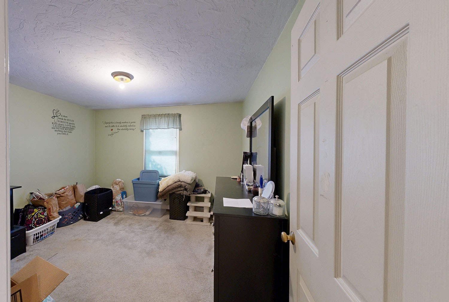 18 North Ave Property Photo 17