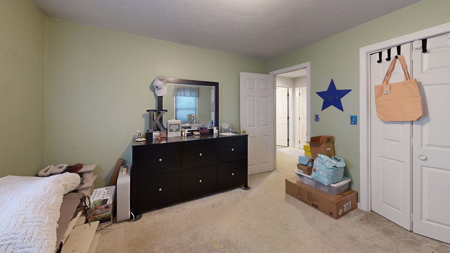 18 North Ave Property Photo 18