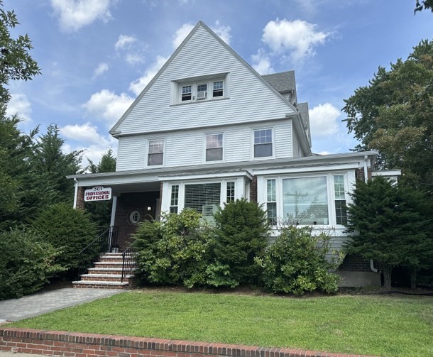 361 Massachusetts Avenue Property Photo 1