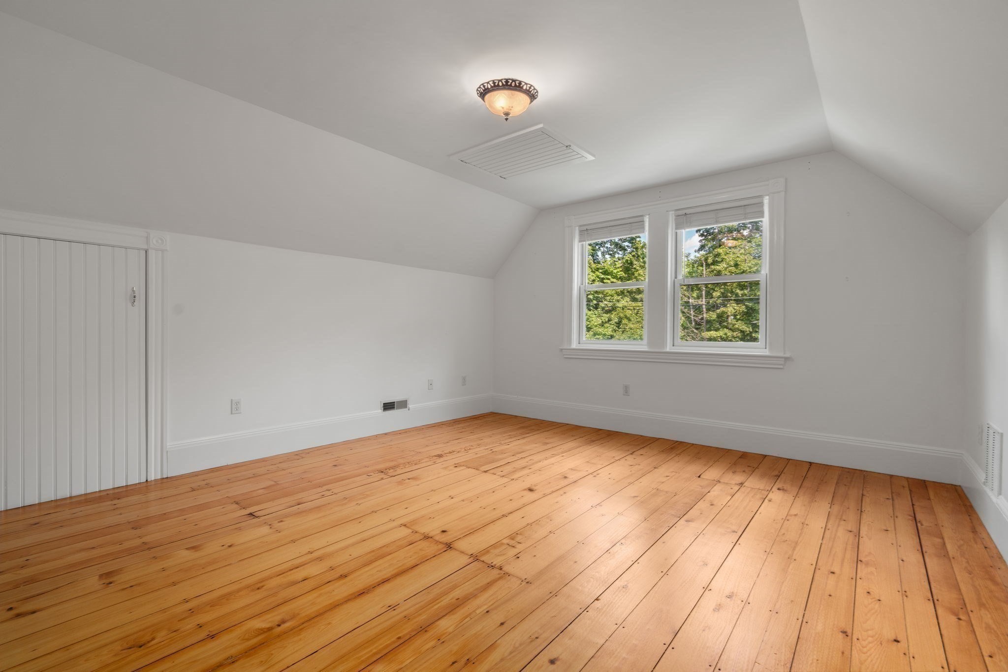 302 Concord Road Property Photo 34