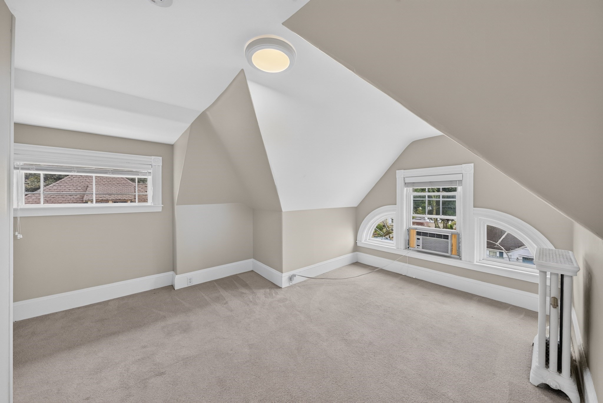41 Maple St Property Photo 22