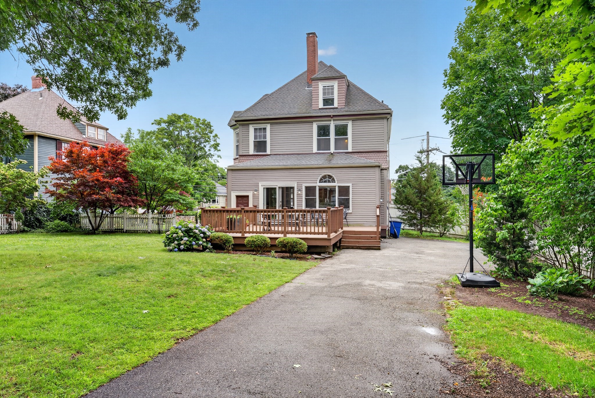 41 Maple St Property Photo 27