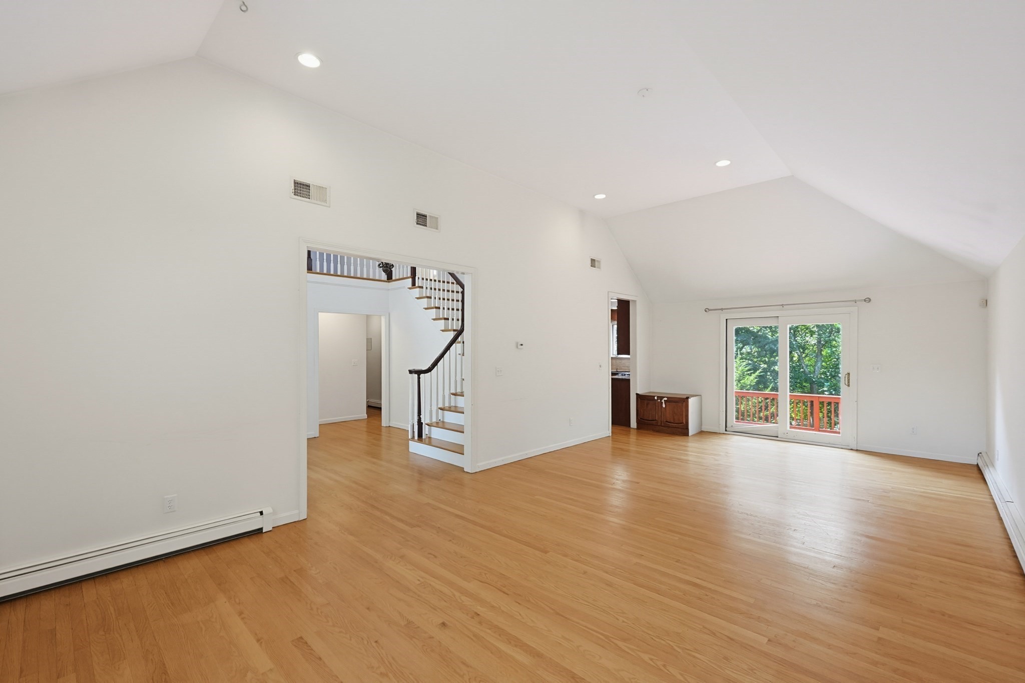 250 Palisades Cir Property Photo 8
