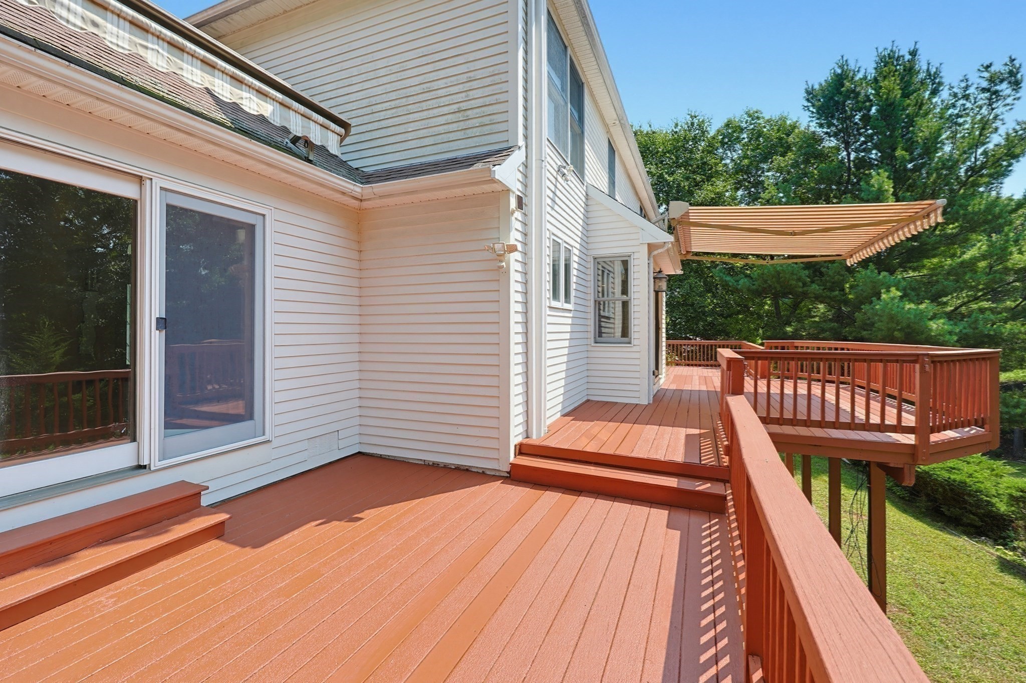 250 Palisades Cir Property Photo 28