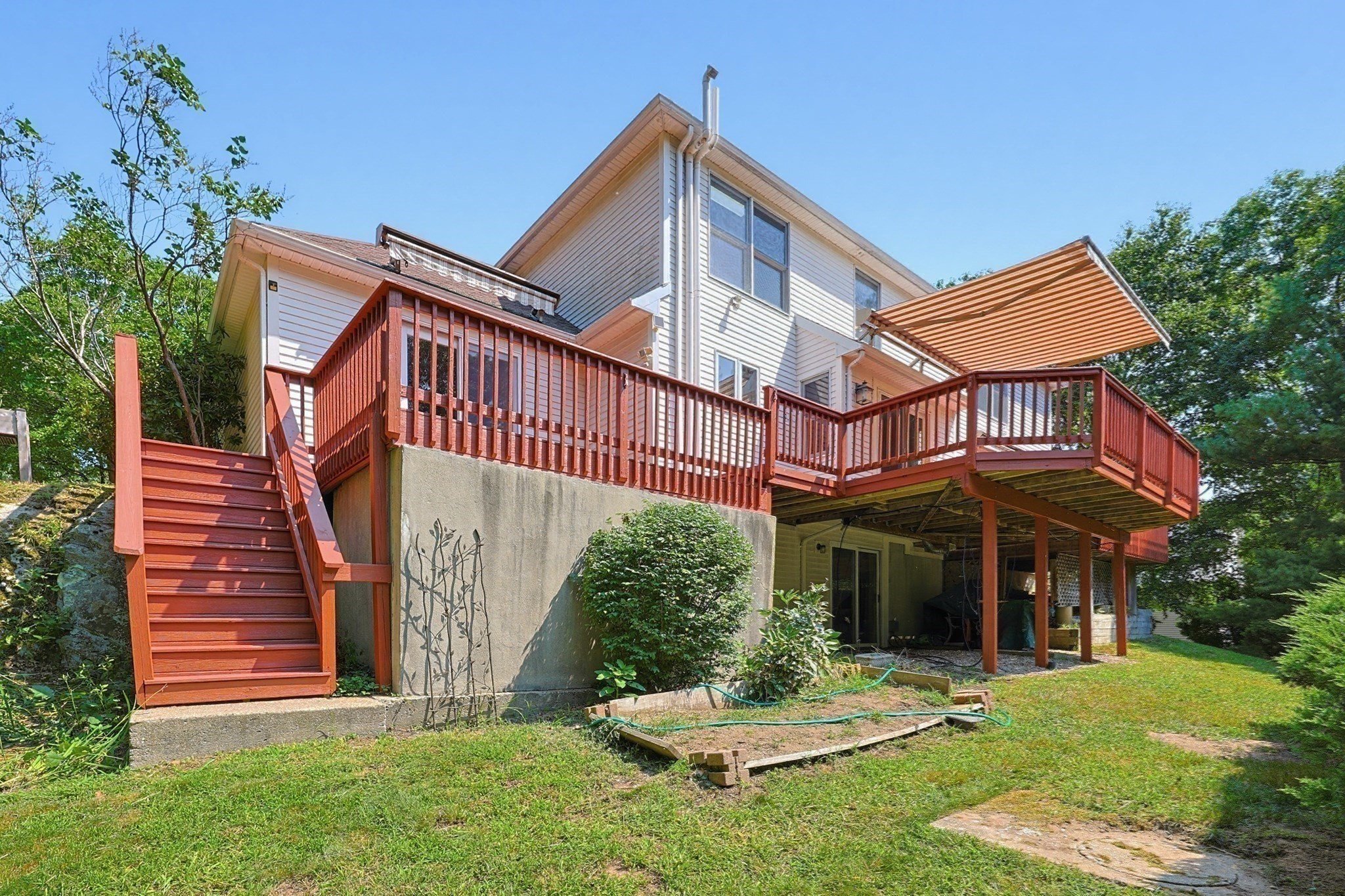 250 Palisades Cir Property Photo 29