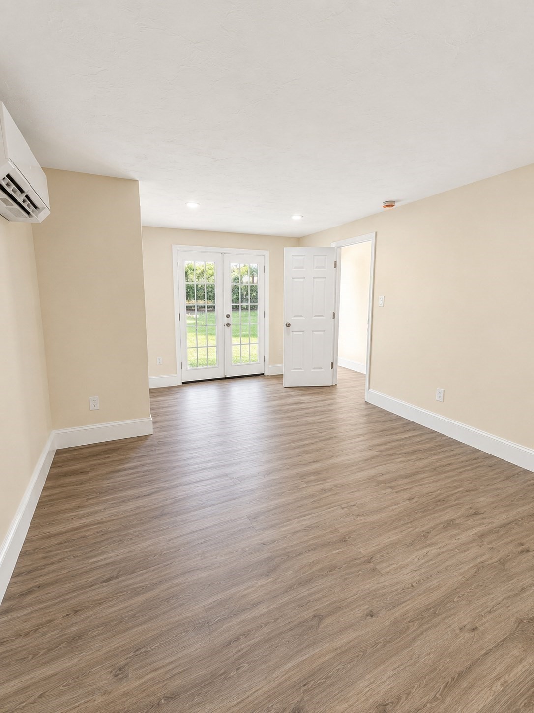 319 Jon Drive Property Photo 13