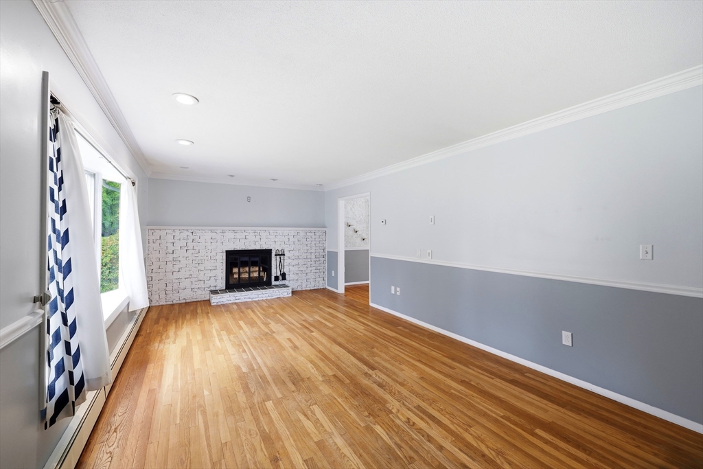 277 Brainerd St Property Photo 3