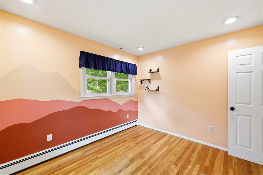 277 Brainerd St Property Photo 18