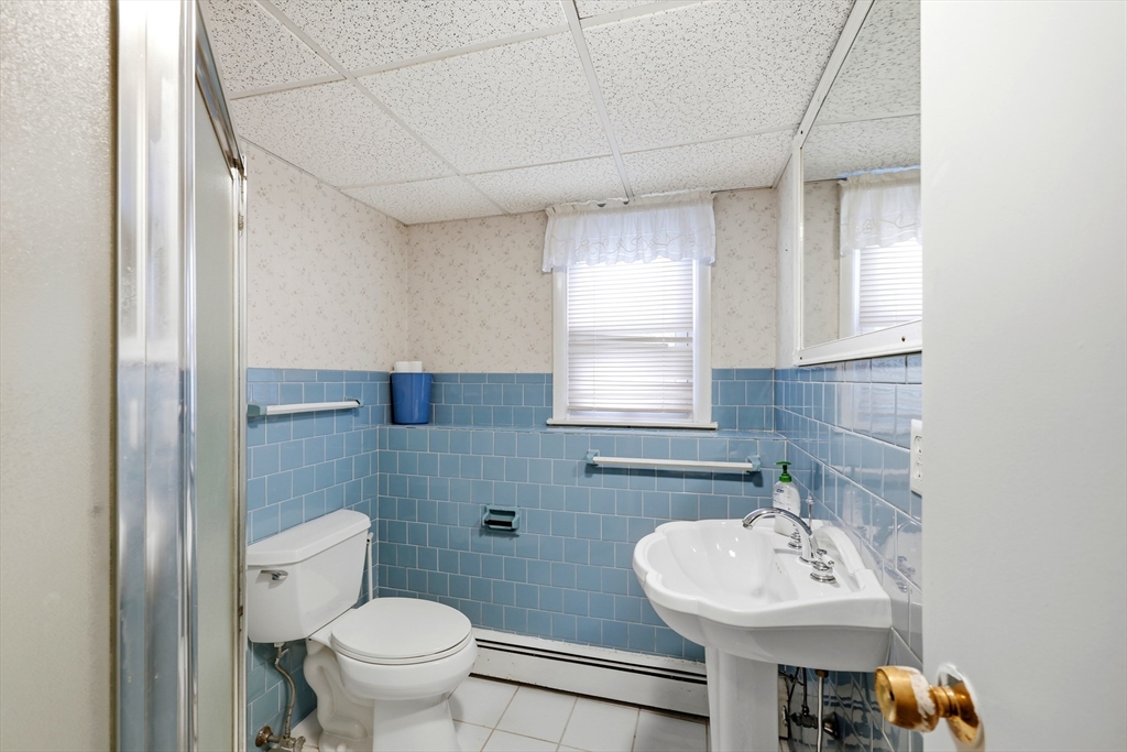 277 Brainerd St Property Photo 24