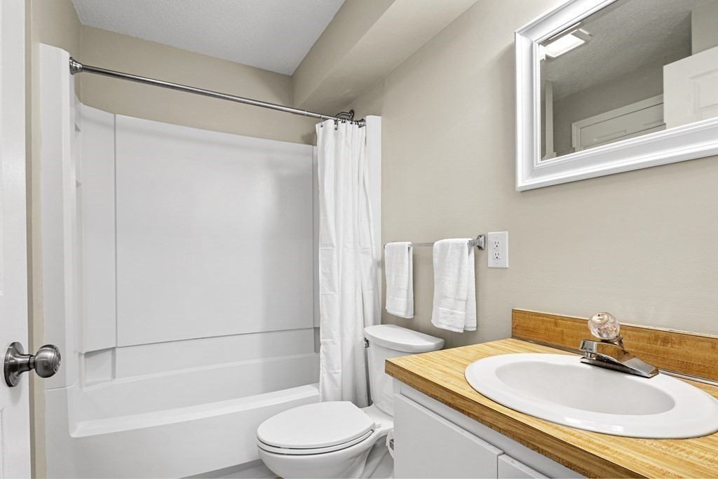6 Beals Cove # B Property Photo 14