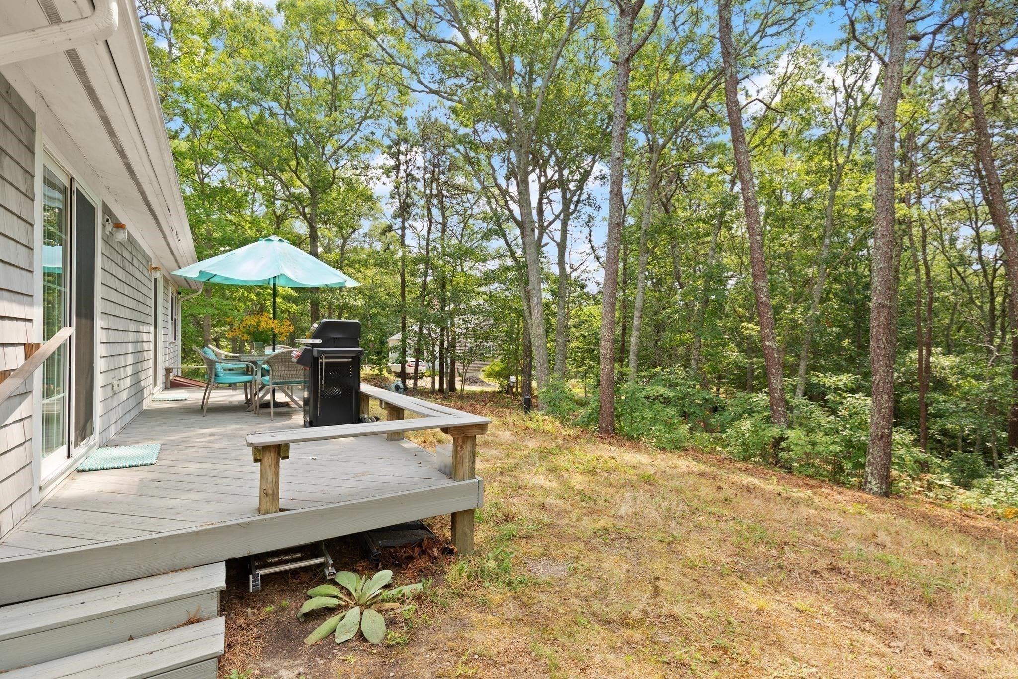 438 Freemans Way Property Photo 6