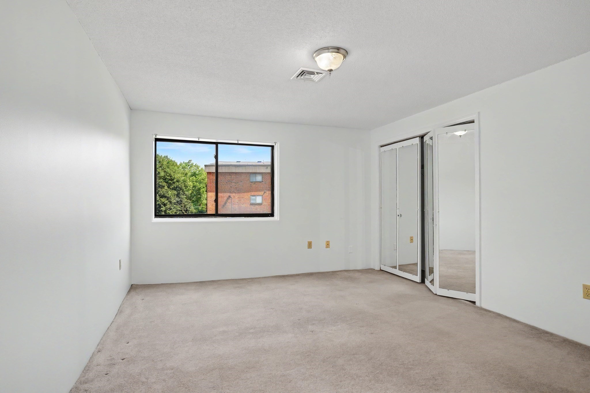 181 Littleton Rd # 211 Property Photo 17