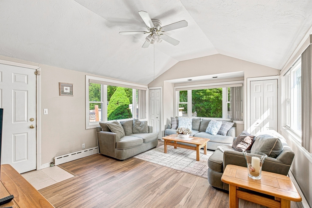 34 Roseen Road Property Photo 10