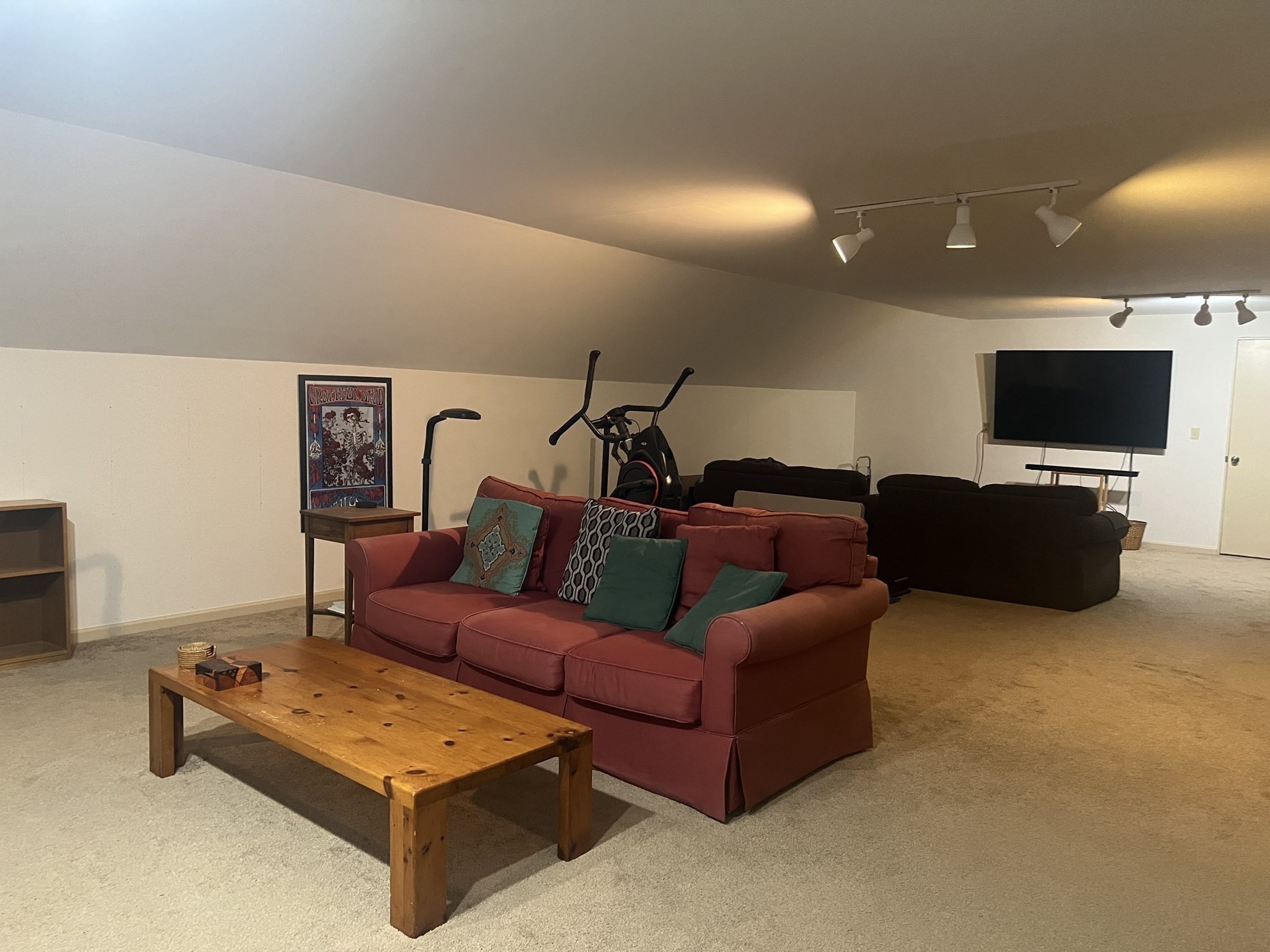 42 Captain Lathrop Drive Property Photo 12