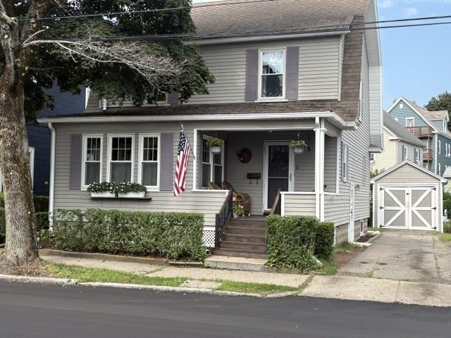 8 Highland St Property Photo 1