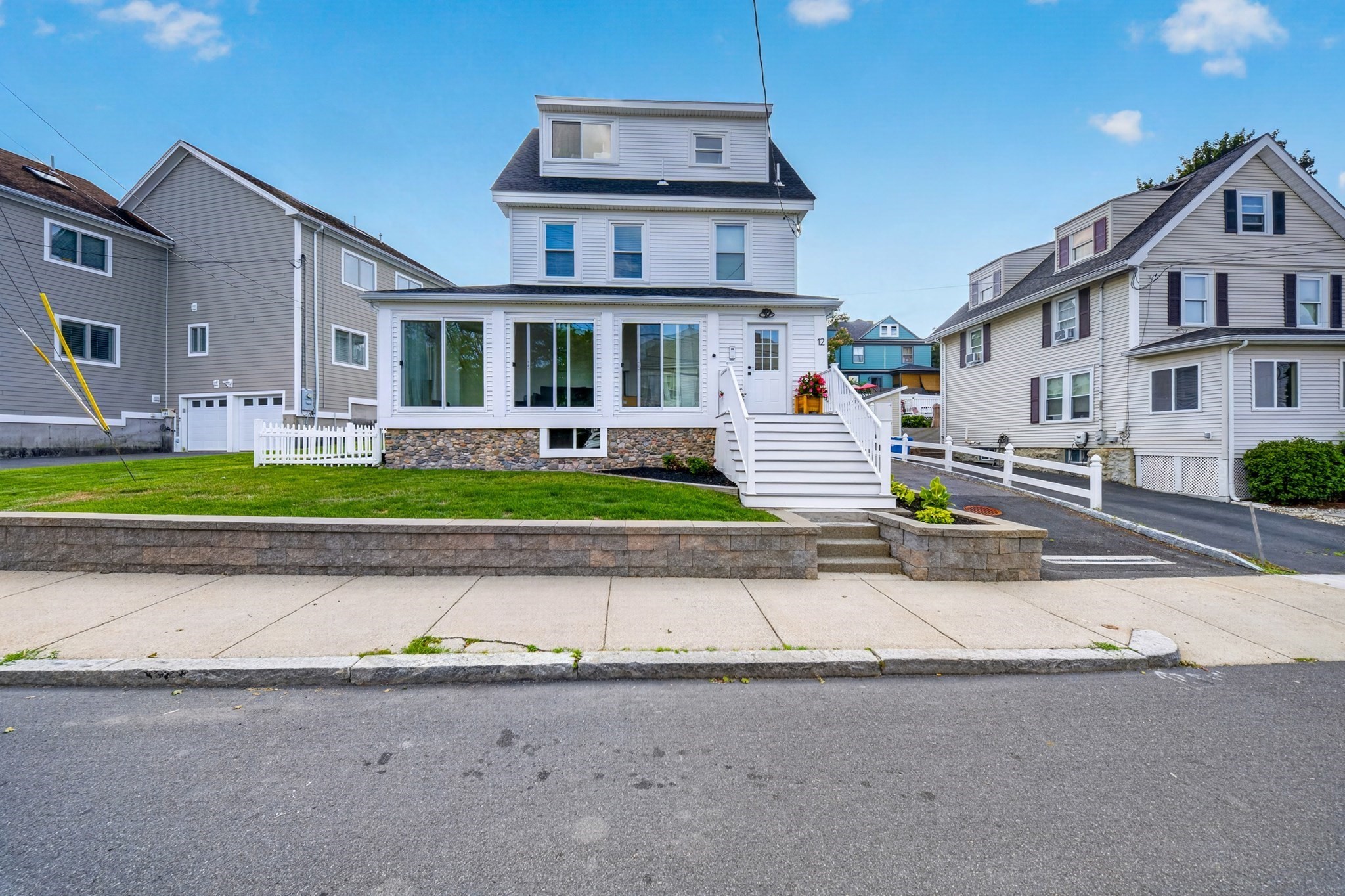 12 Sewall Ave # 2b Property Photo 1