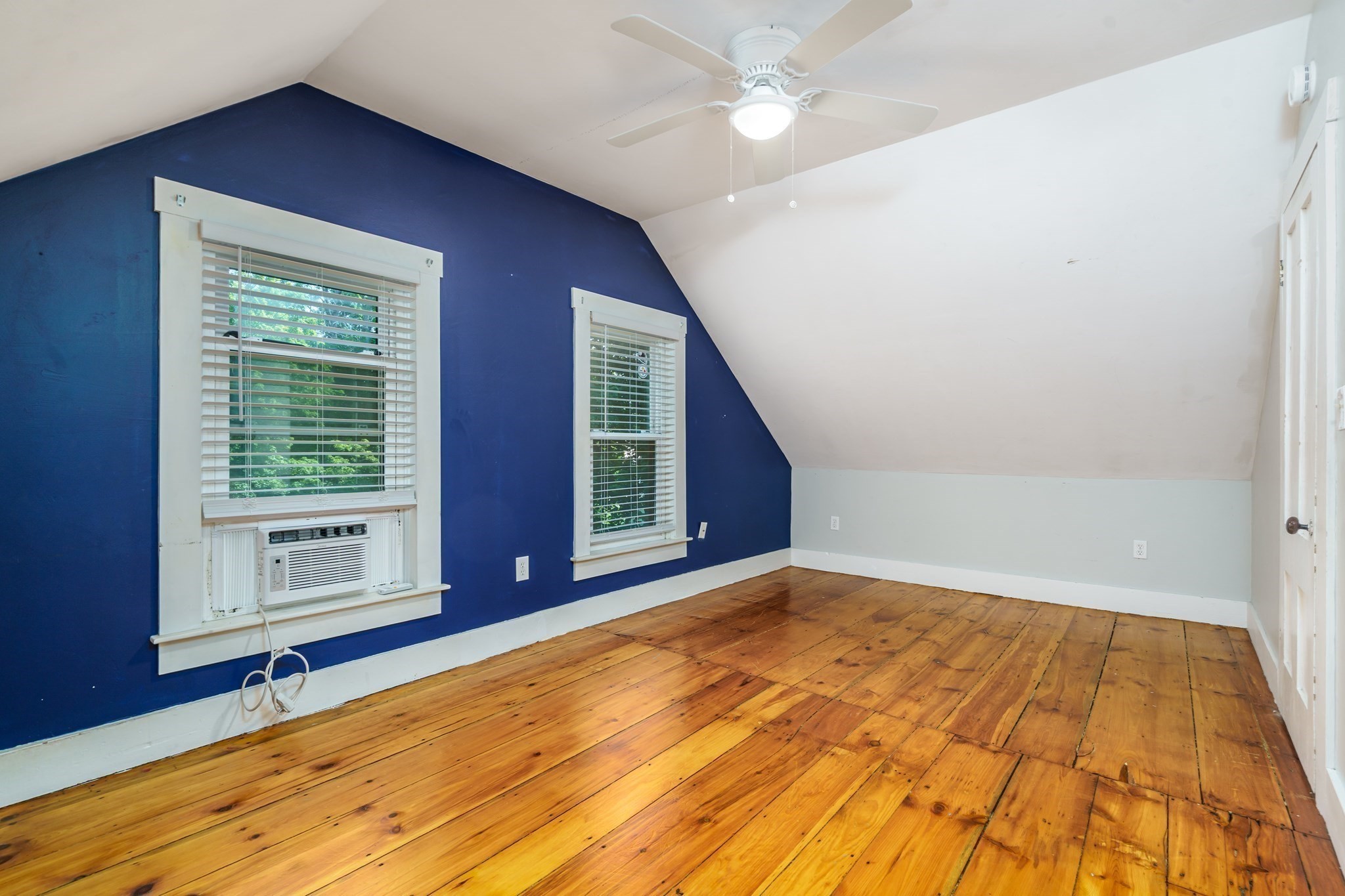 48 Main Property Photo 30