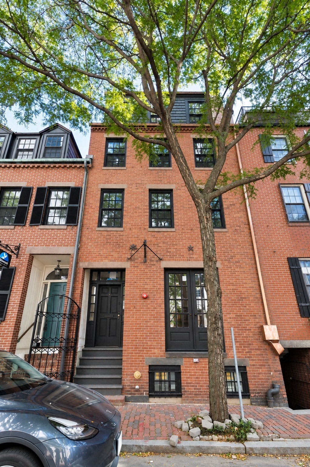 20 Shawmut St Property Photo 1