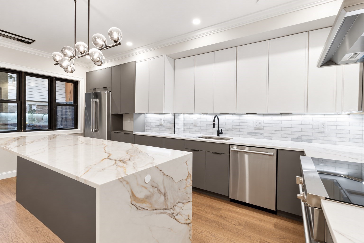20 Shawmut St Property Photo 10