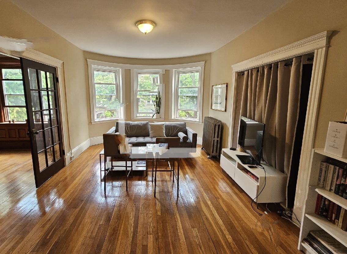 5 Euston Street # 2 Property Photo 1