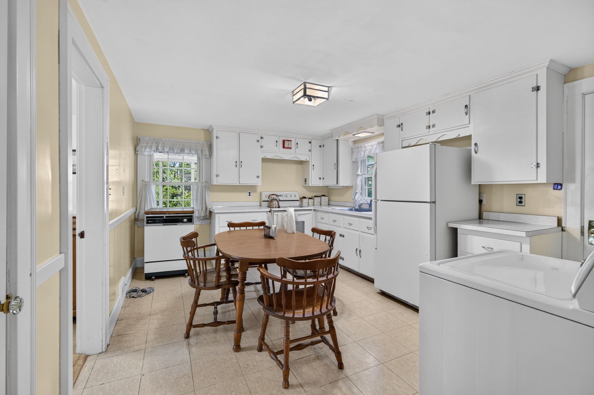 49 Downing Rd Property Photo 10