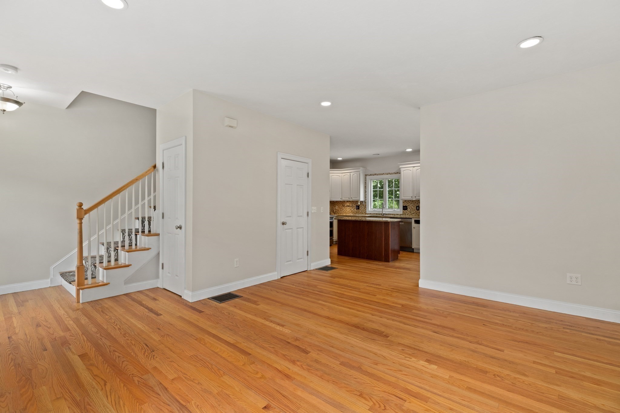 72 River St # 72 Property Photo 5