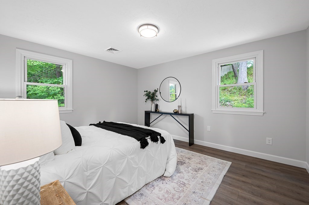 5 Forest Hill Dr Property Photo 18