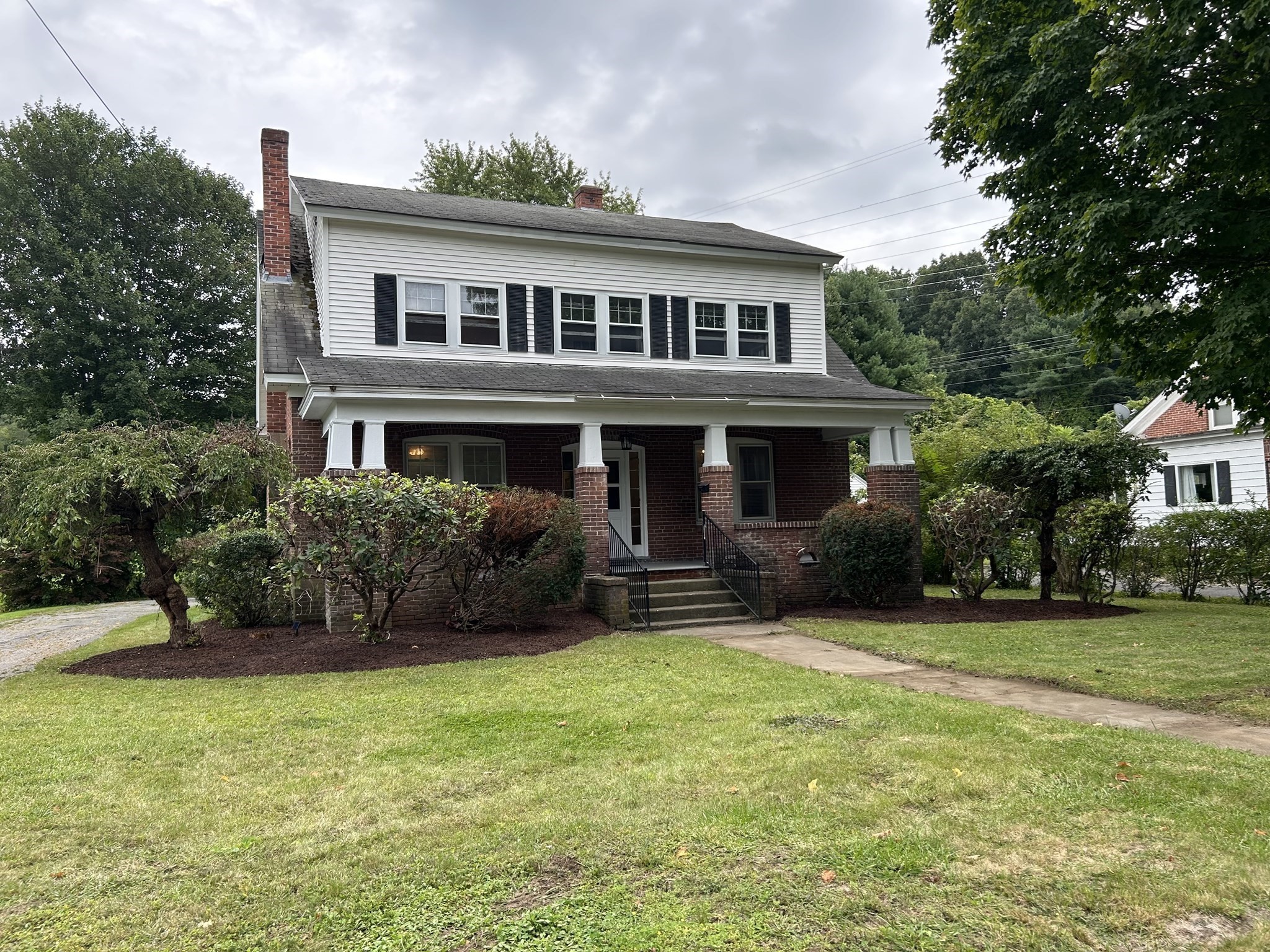 46 Walnut Street Property Photo 1