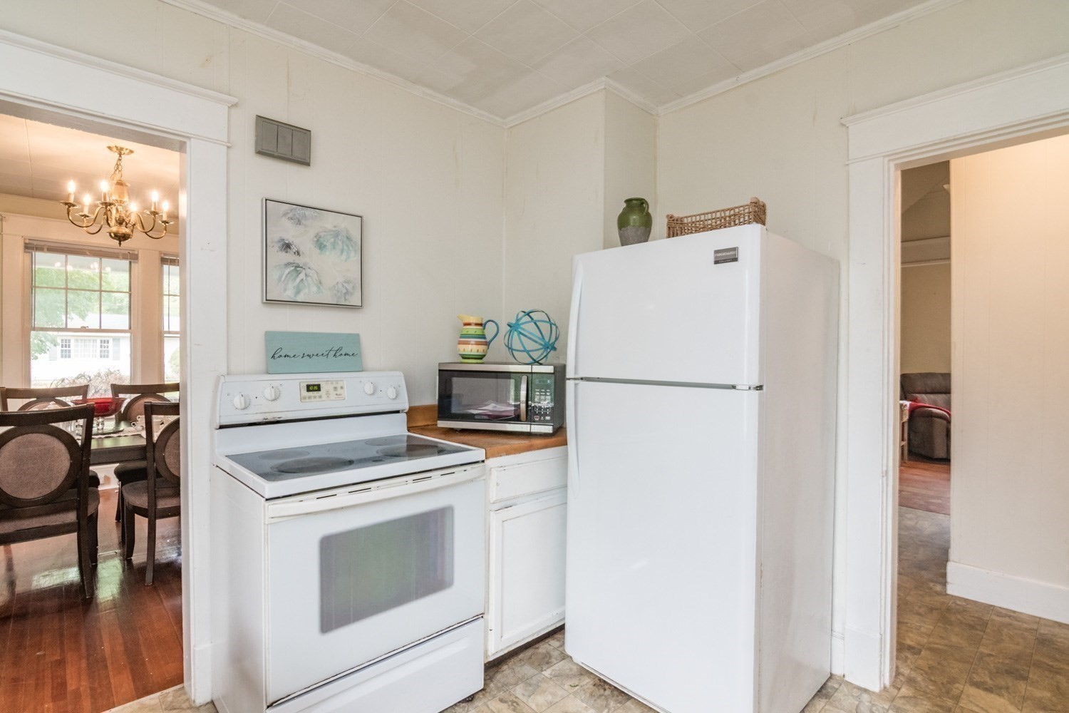 46 Walnut Street Property Photo 16