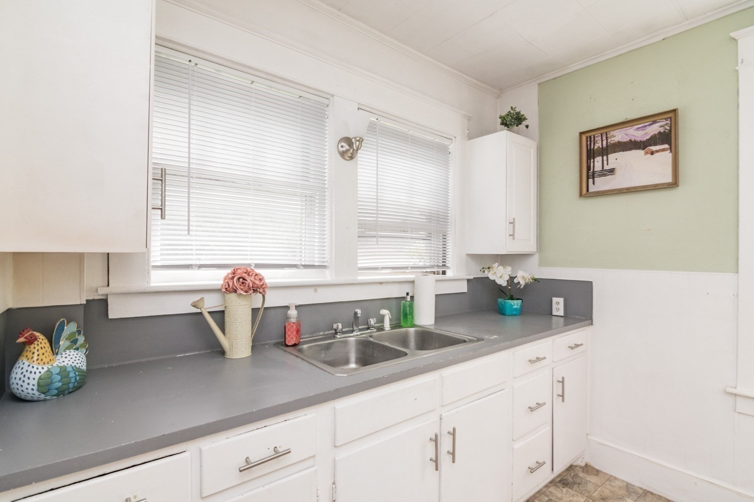 46 Walnut Street Property Photo 17