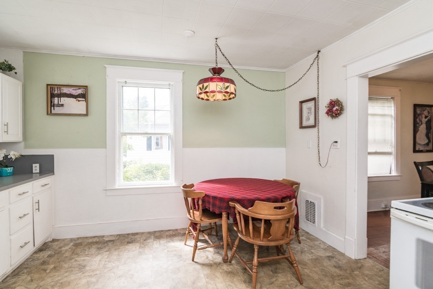 46 Walnut Street Property Photo 19